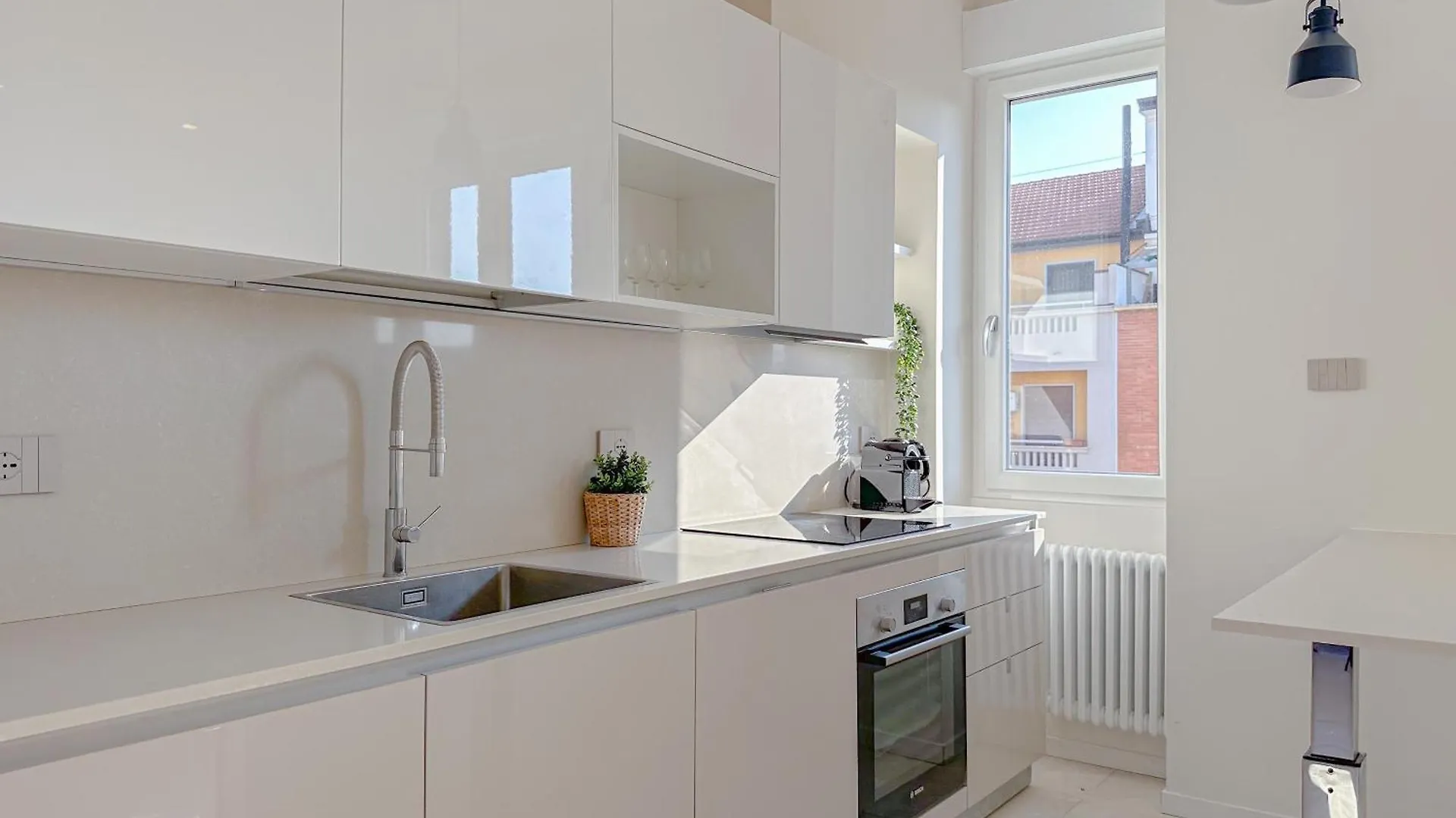 D'Adda 16 - Suite Luminosa - 3 Min Dal Naviglio Milan