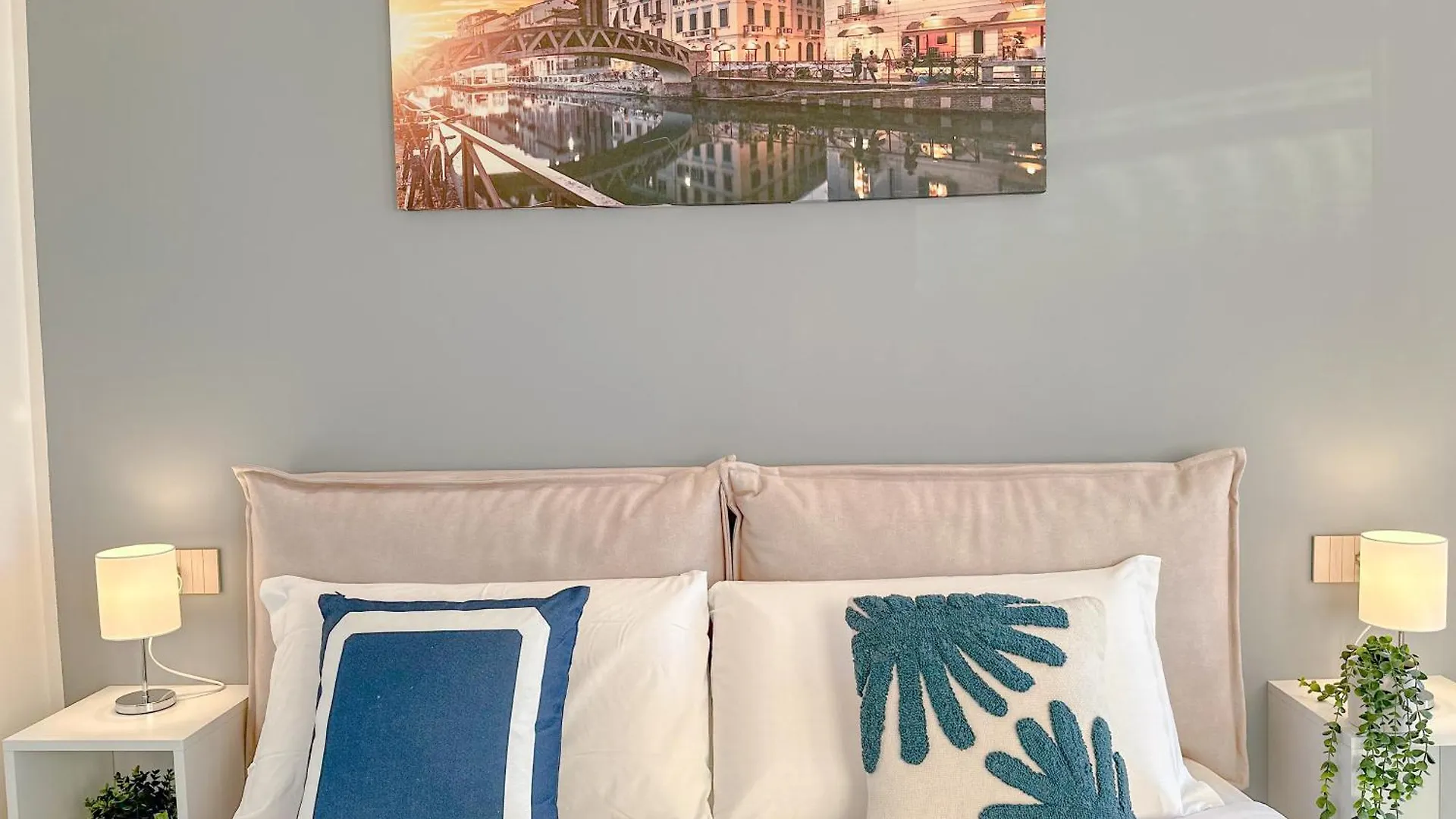 D'Adda 16 - Suite Luminosa - 3 Min Dal Naviglio Milánó Apartman